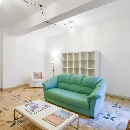 2 Bedroom Cozy Apartment In San Ferdinando Exteriör bild