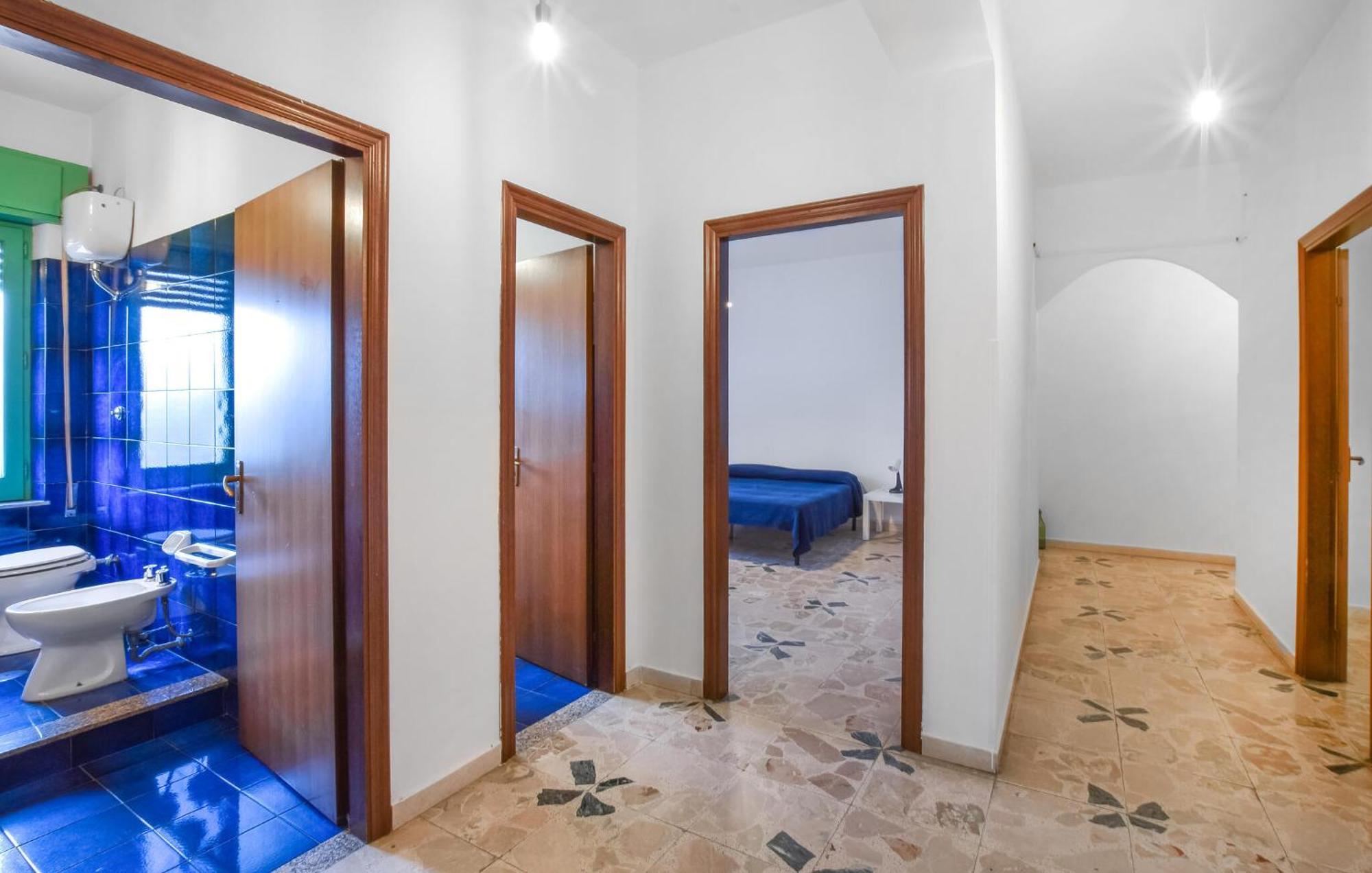 2 Bedroom Cozy Apartment In San Ferdinando Exteriör bild