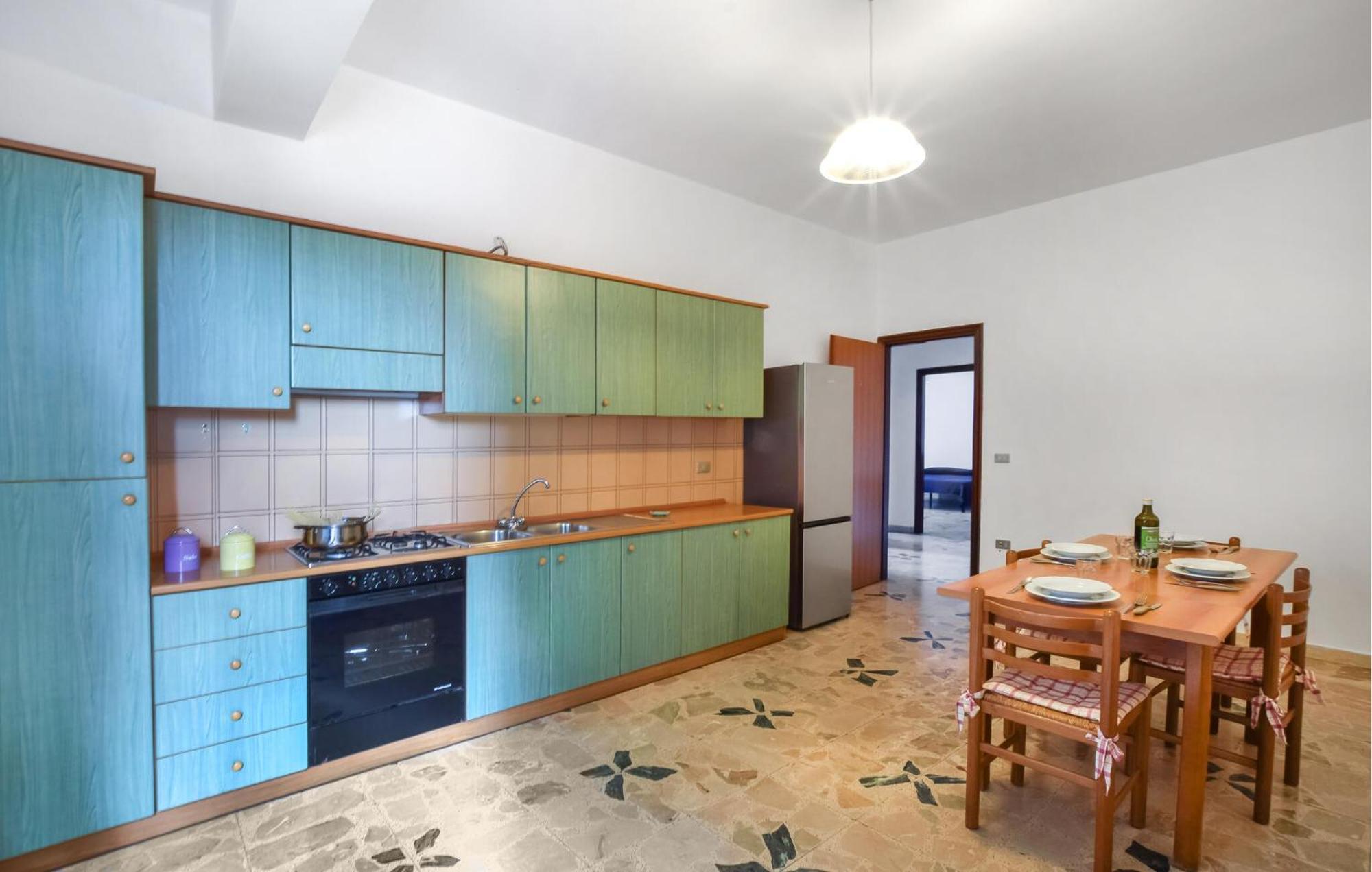 2 Bedroom Cozy Apartment In San Ferdinando Exteriör bild